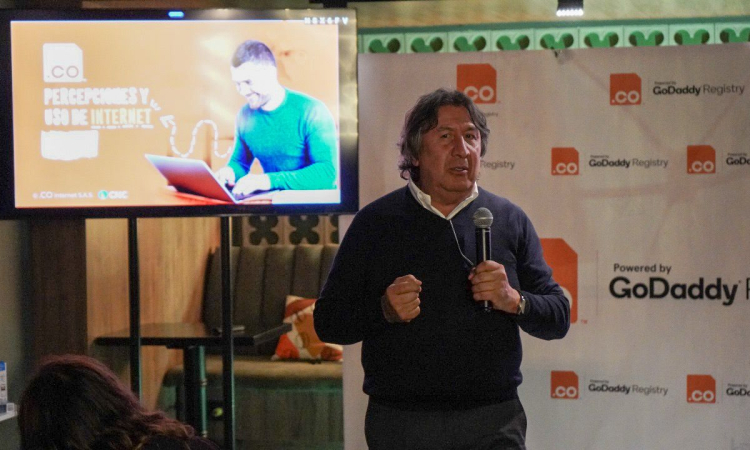 Percepción de los colombianos frente a IA y Teletrabajo en 2024