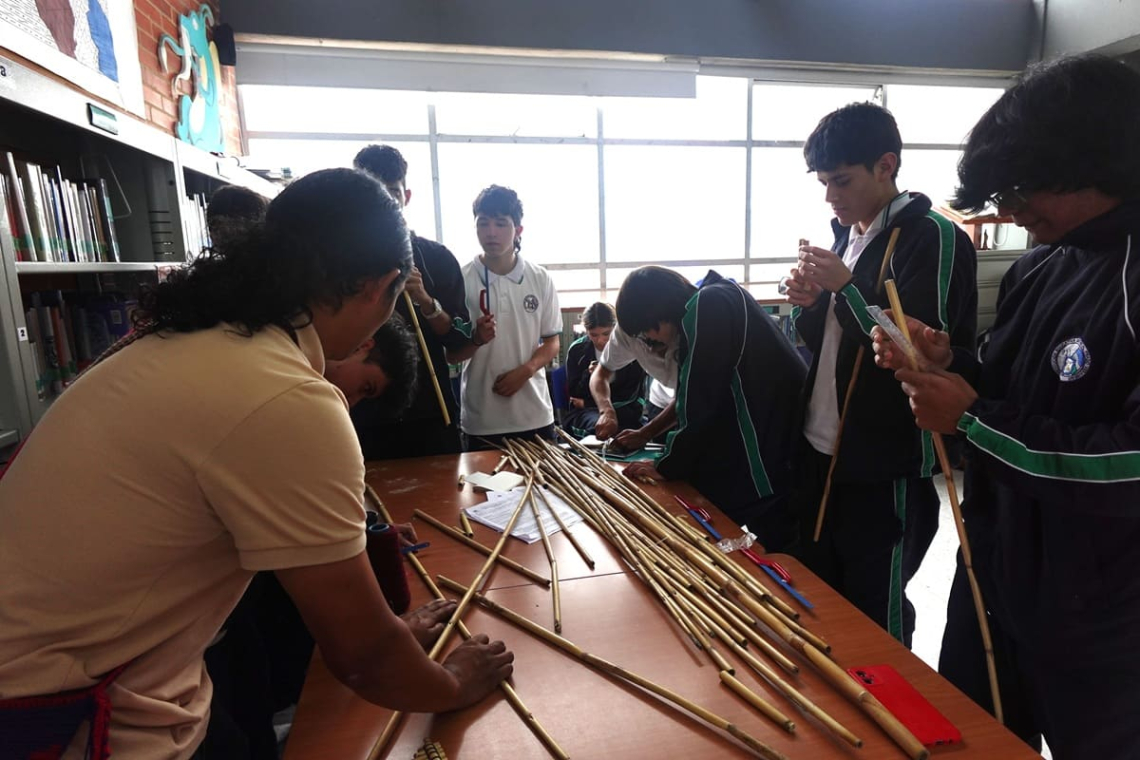 Los jóvenes se toman las aulas en Prado Veraniego