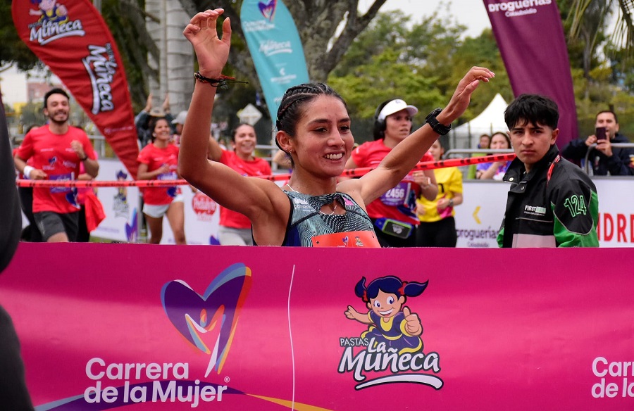 17 mil corredores cruzaron la meta en la Carrera de la Mujer 2023
