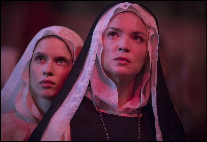 Llega 'Benedetta', película inspirada en una monja lesbiana